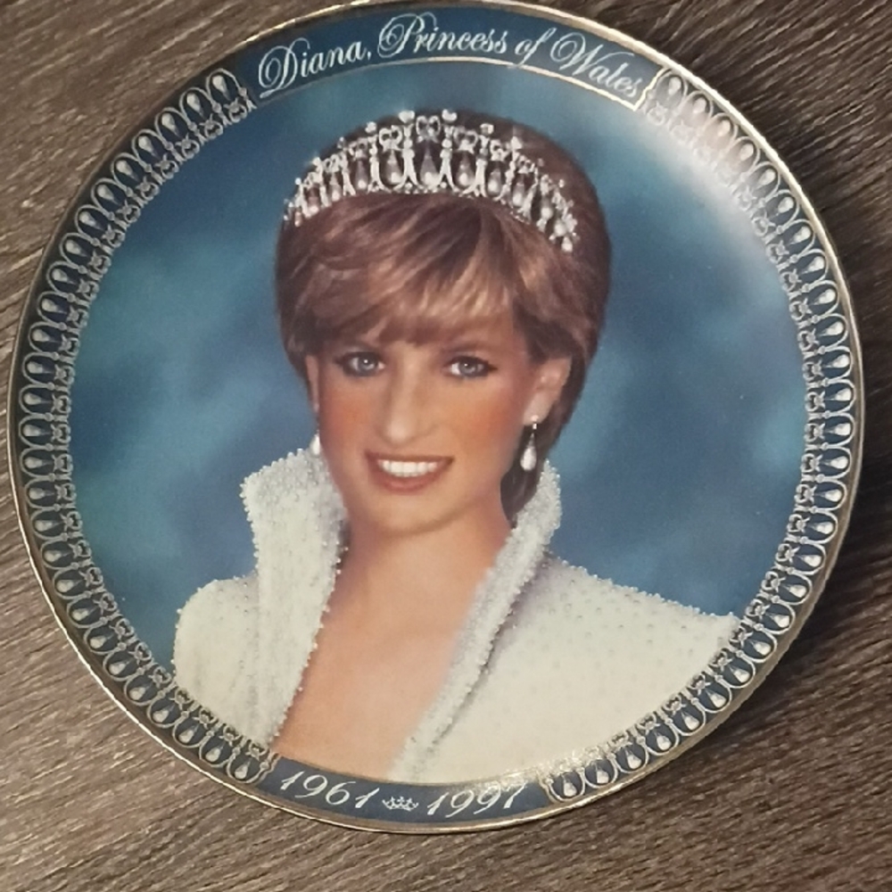 Princess Diana Commemorative Plate